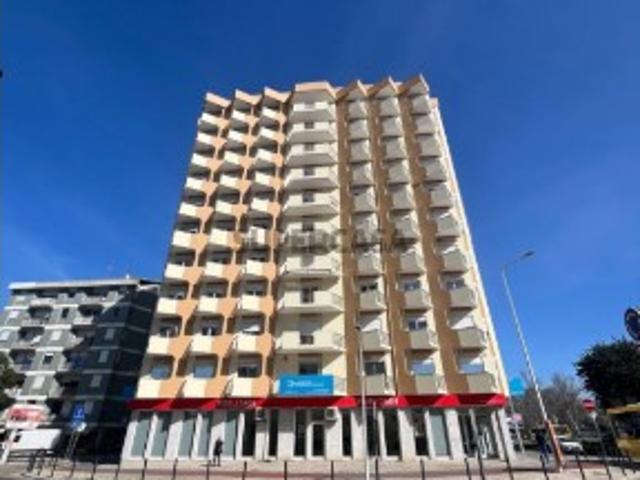 Apartamento T4 em União das Freguesias de Setúbal