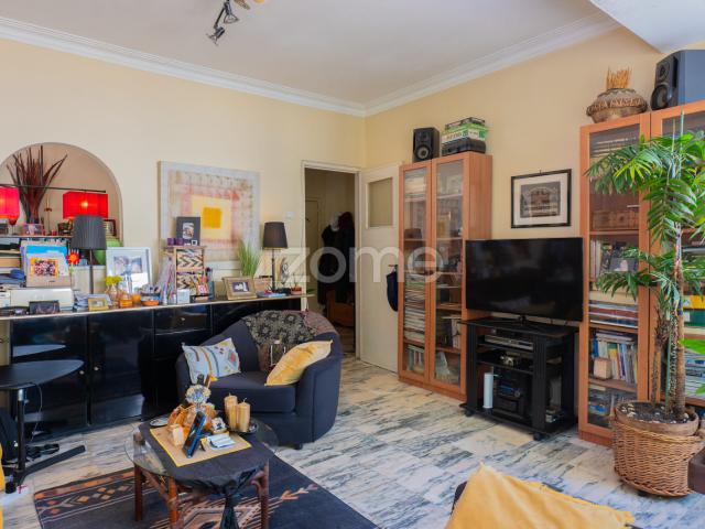 Apartamento T4 em Venteira, Amadora