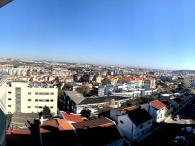 Apartamento T4 em Águas Livres