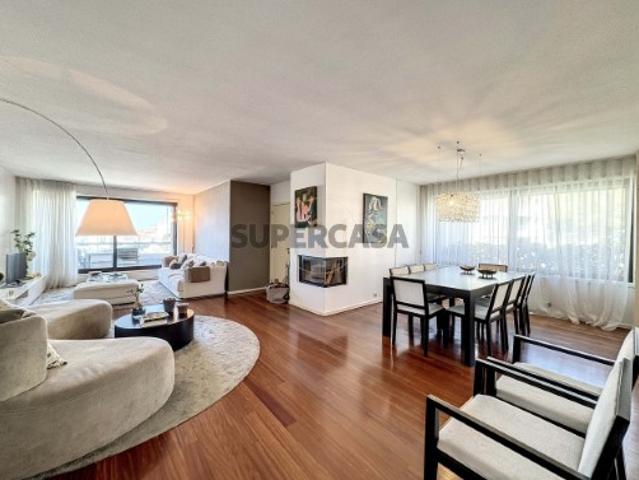 Apartamento T4 em Aldoar, Foz do Douro e Nevogilde