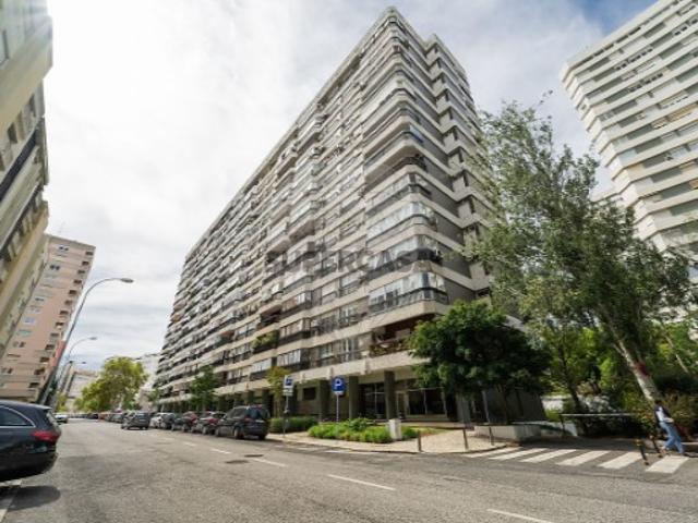 Apartamento T4 em Algés, Linda a Velha e Cruz Quebrada Dafundo