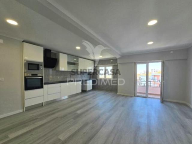 Apartamento T4 em Amora