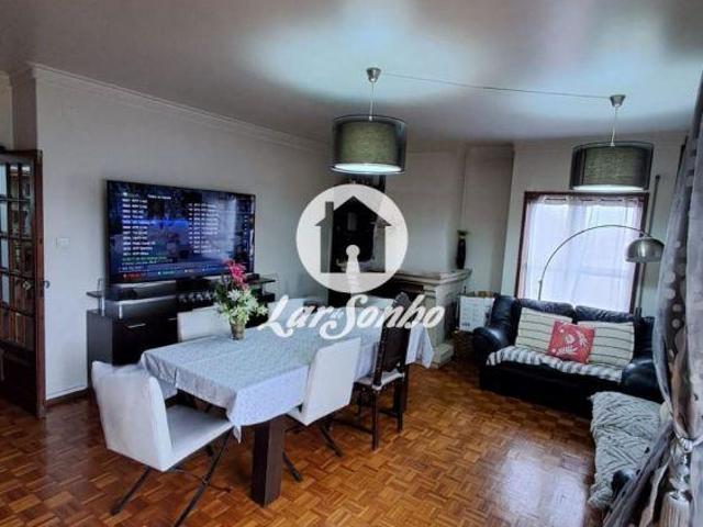 Apartamento T4 em Barcelos | 26084096524