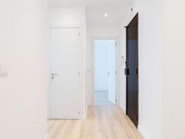 Apartamento T4 em Carnaxide