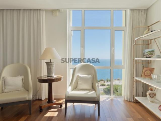 Apartamento T4 em Cascais e Estoril