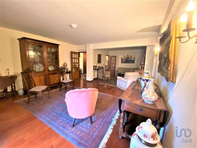 Apartamento T4 em Cedofeita, Santo Ildefonso, Sé, Miragaia. 157m² Porto