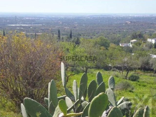 Terreno em Faro Sé e São Pedro