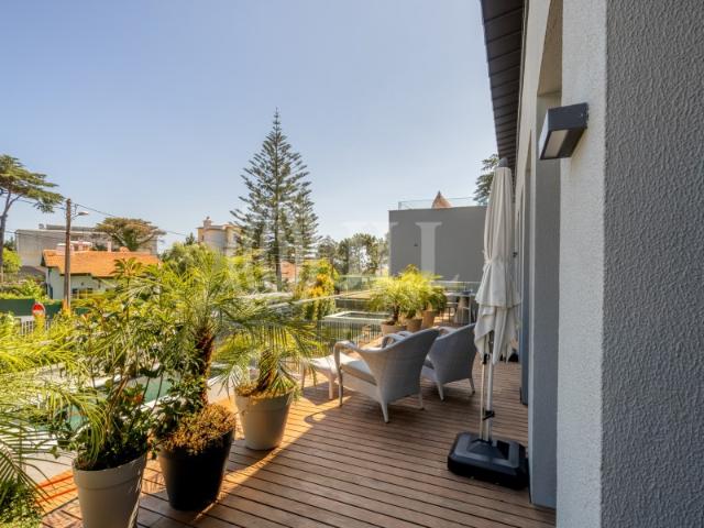 Apartamento T4, em condomínio de luxo, Estoril, Cascais