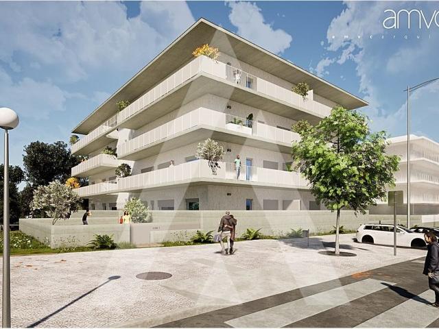Apartamento T4, em construção