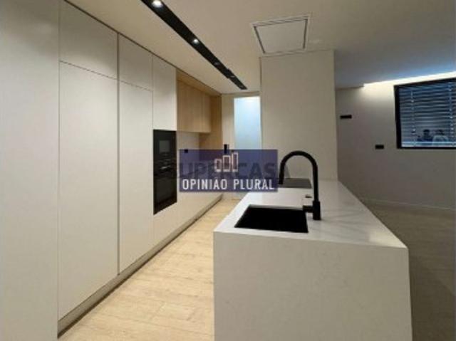 Apartamento T4 Exclusivo com Acabamentos Premium