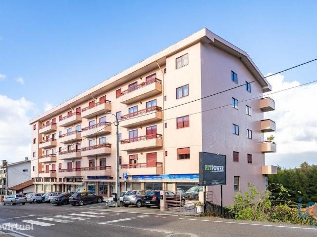 Apartamento T4 em Gondomar So Cosme, Valbom e Jovim de 176,00 m2