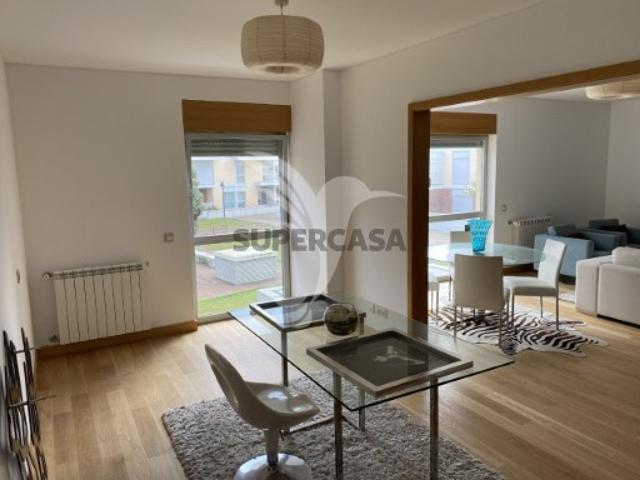 Apartamento T4 em Glória e Vera Cruz
