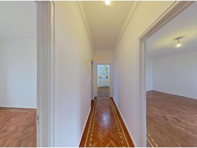 Apartamento T4 em Lisboa