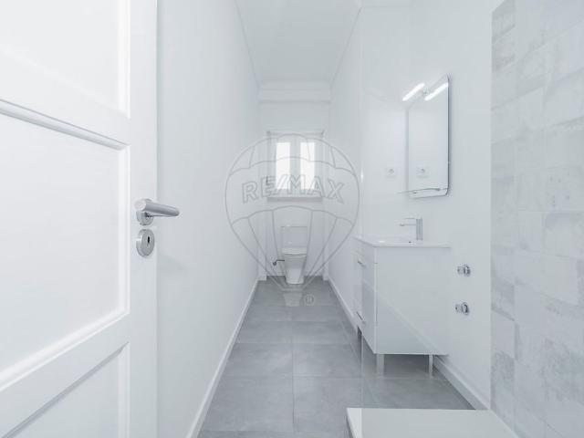 Apartamento T4 em Lisboa
