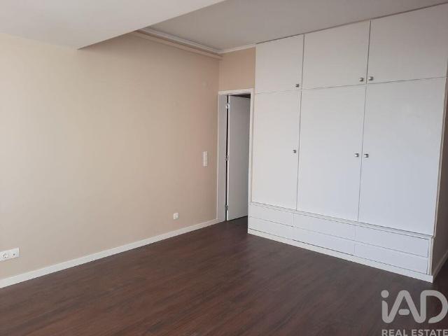 Apartamento T4 em Lisboa