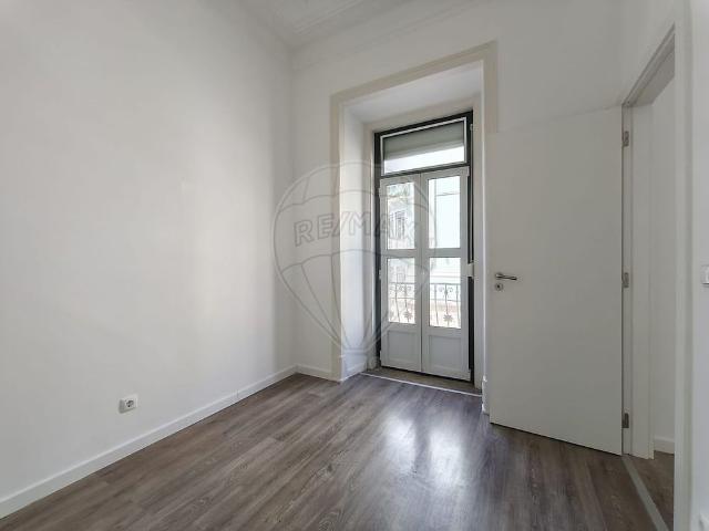 Apartamento T4 em Lisboa
