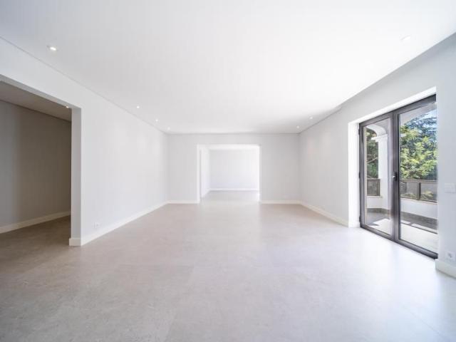 Apartamento T4 em Lisboa