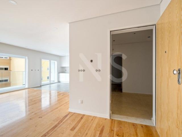 Apartamento T4 em Lisboa