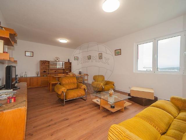 Apartamento T4 em Lisboa