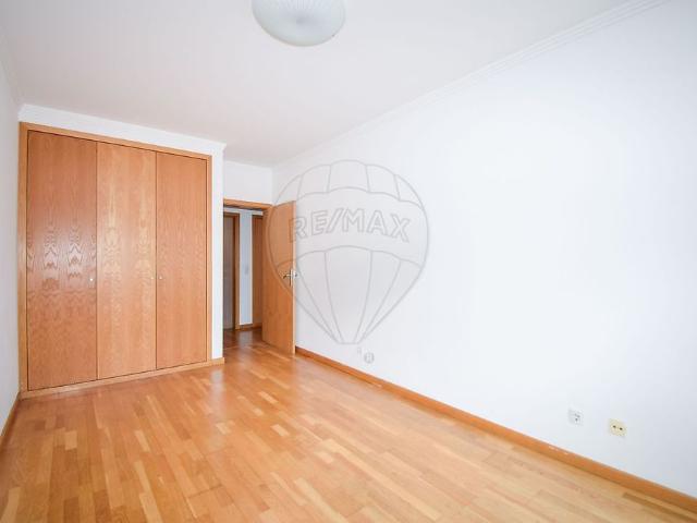 Apartamento T4 em Lisboa