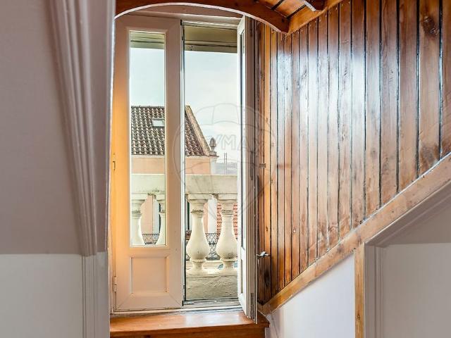 Apartamento T4 em Lisboa