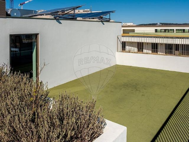 Apartamento T4 em Lisboa