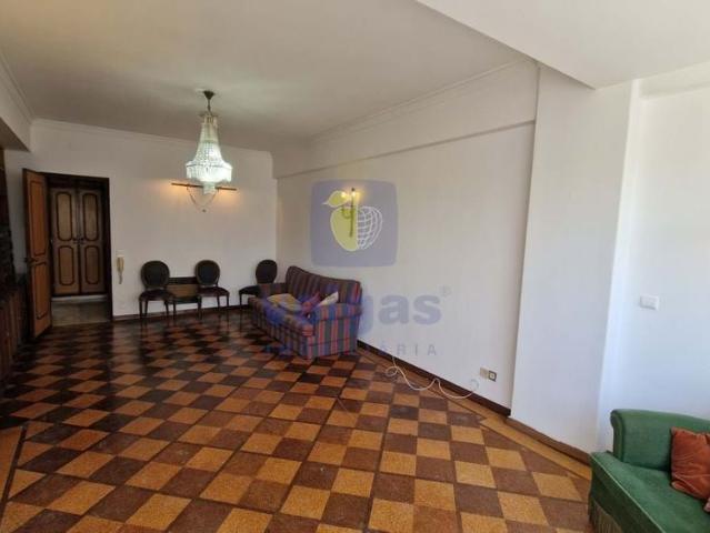 Apartamento T4 em Lisboa