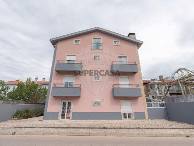 Apartamento T4 em Lousã