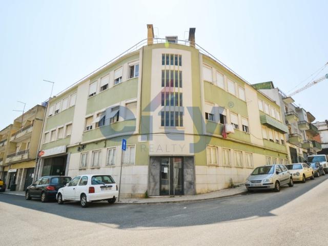 Apartamento T4 em Marvila para arrendamento