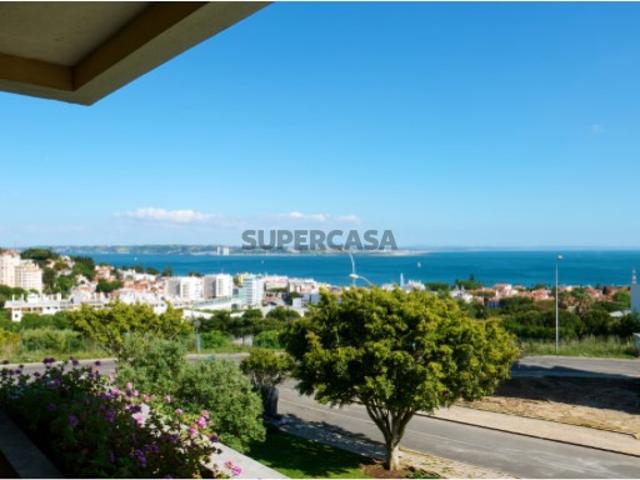 Apartamento T4 em Oeiras e São Julião da Barra, Paço de Arcos e Caxias