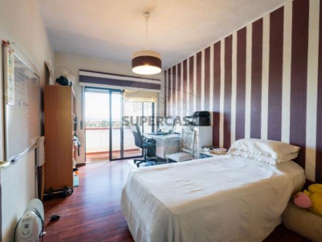 Apartamento T4 em Oeiras e São Julião da Barra, Paço de Arcos e Caxias