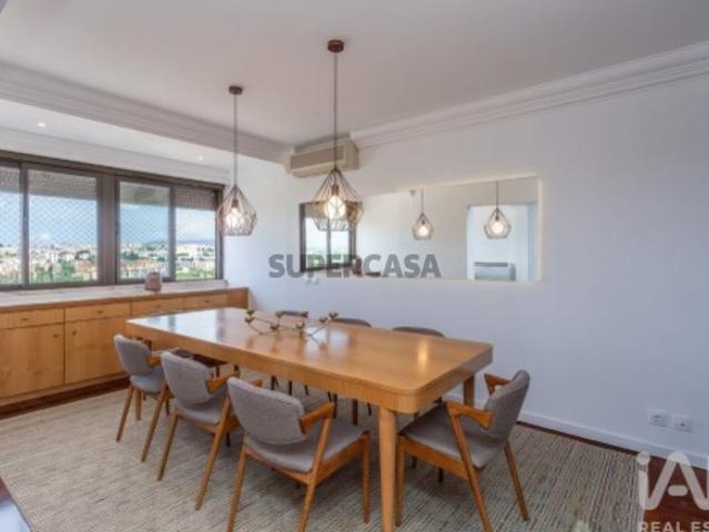 Apartamento T4 em Oeiras e São Julião da Barra, Paço de Arcos e Caxias de 190,00 m²