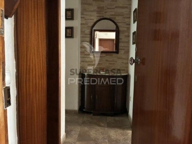 Apartamento T4 em Olhão