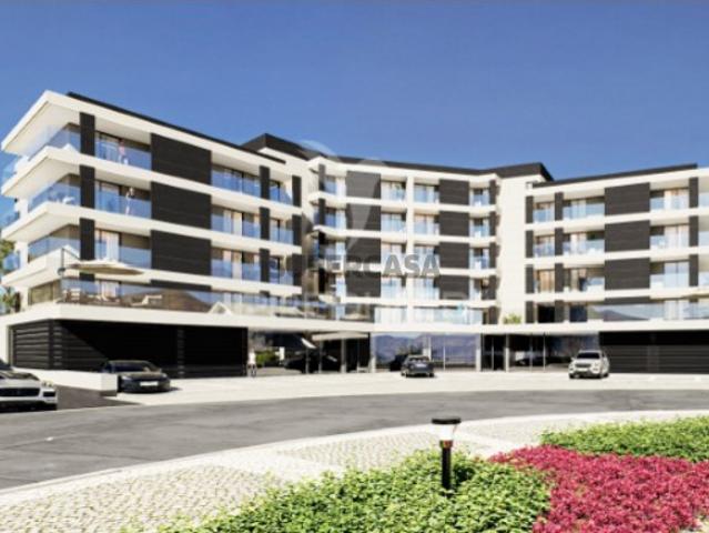 Apartamento T4 em Pedrouços
