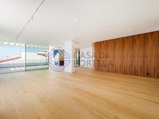Apartamento T4 em Porto