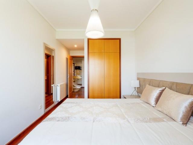 Apartamento T4 em Porto