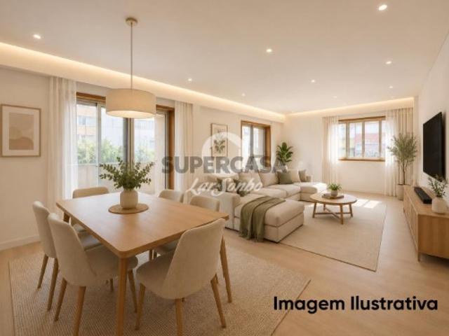 Apartamento T4 em Póvoa de Varzim