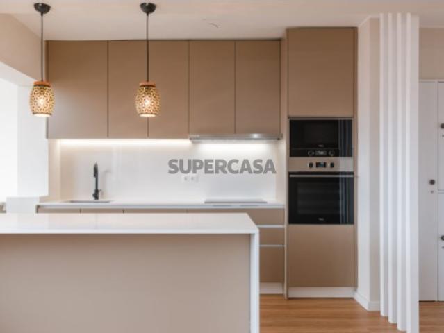 Apartamento T4 em Ramalde