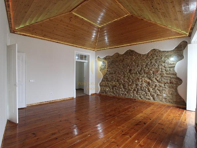 Apartamento T4 em São Bras Alportel Centro