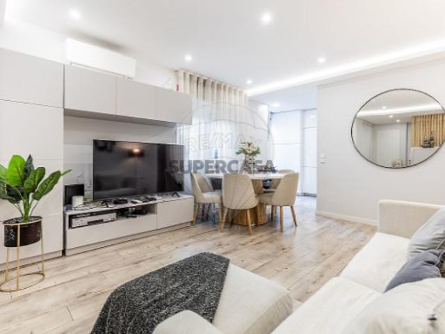 Apartamento T4 em São Domingos de Benfica