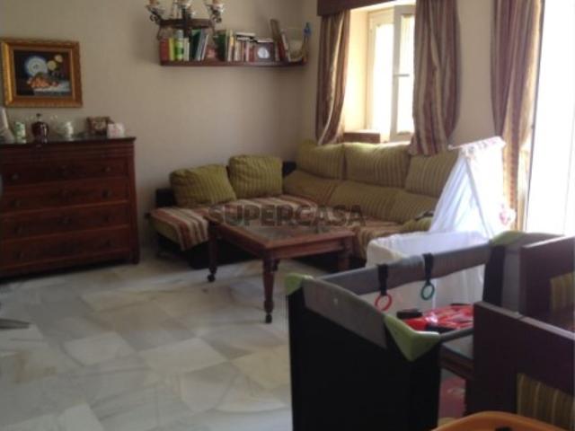 Apartamento T4 em Santa Clara
