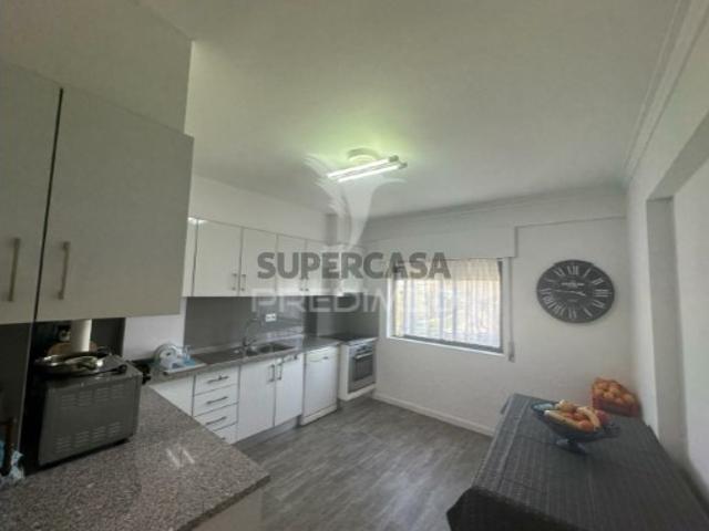 Apartamento T4 em Seixal, Arrentela e Aldeia de Paio Pires