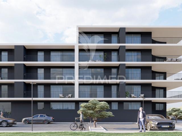 Apartamento T4 | “Entroncamento Premium” – Santarém
