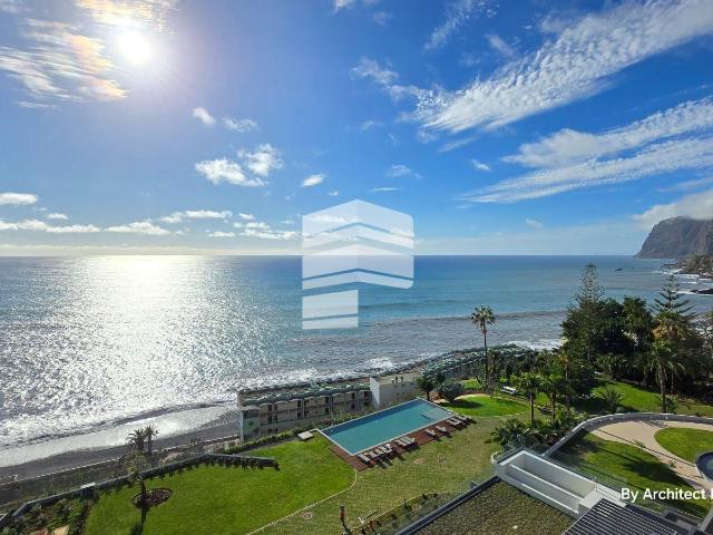 Apartamento T4 Estrada Monumental Empreendimento Luxo. 195m² São Martinho