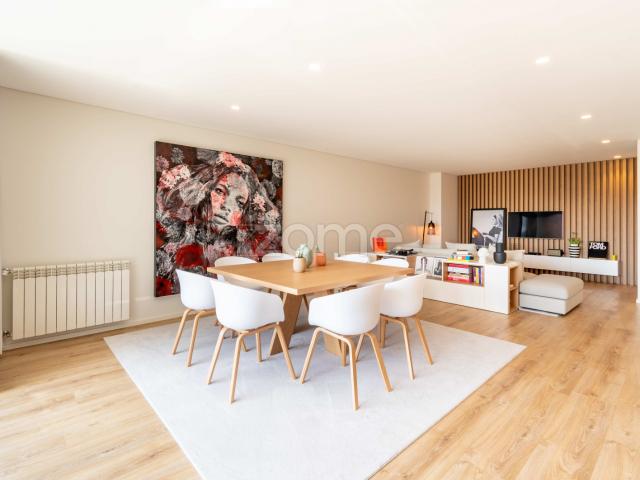 Apartamento T4 Matosinhos Edifício Mouzinho de Albuquerque