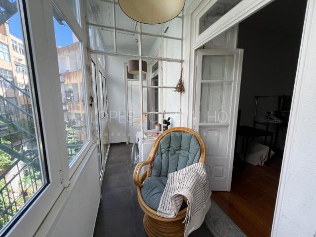 Apartamento T4 Mobilado Excelente Localização