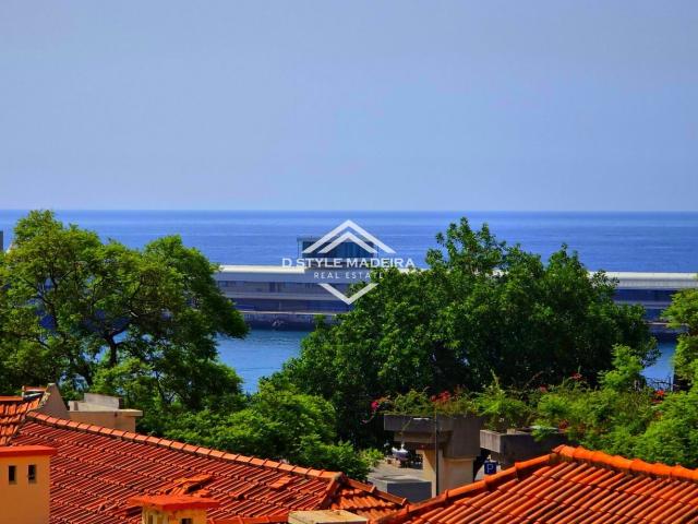 Apartamento T4 mobilado para venda no centro da cidade Fun. 180m² Sé Funchal