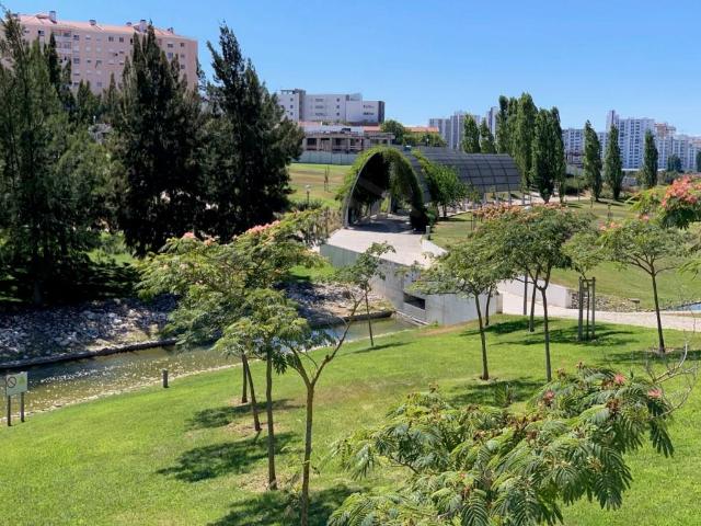 Apartamento T4 na Alta de Lisboa, em empreendimento novo, Li. 200m² Lumiar