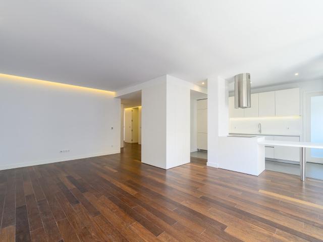 Apartamento T4 na Boavista, Porto 153m² Porto