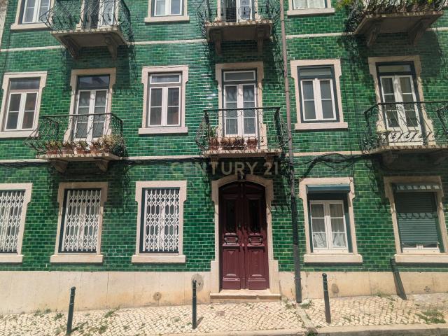 Apartamento T4 na Misericórdia